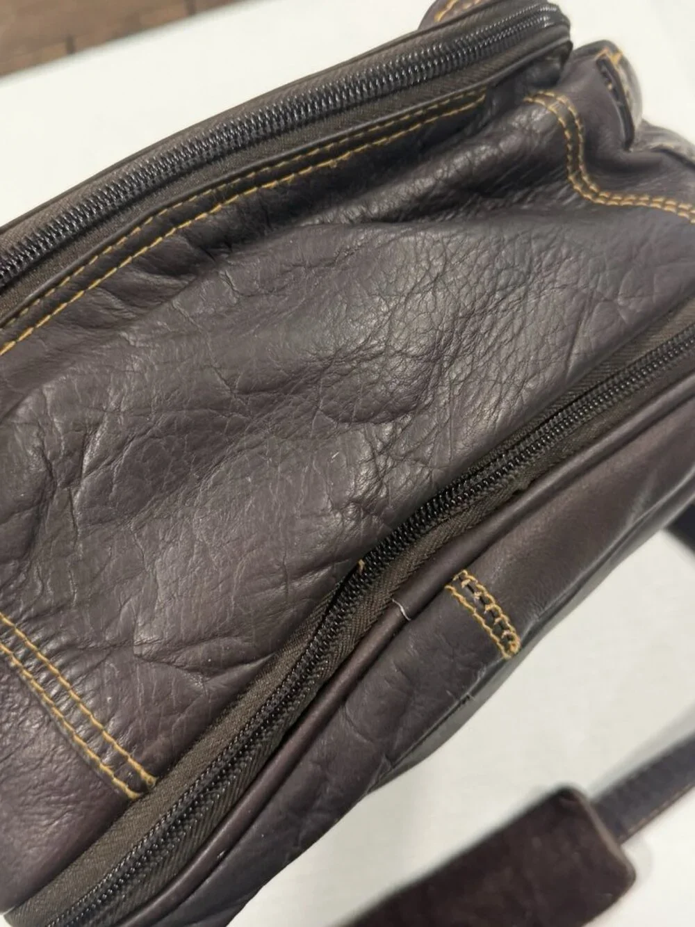 Vintage Cortez Columbian Leather Crossbody Purse Bag Small Messenger Bag